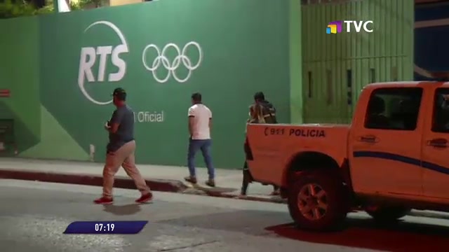 Canal Rts Guayaquil: Dos sujetos dispararon contra el canal RTS y dejaron ...