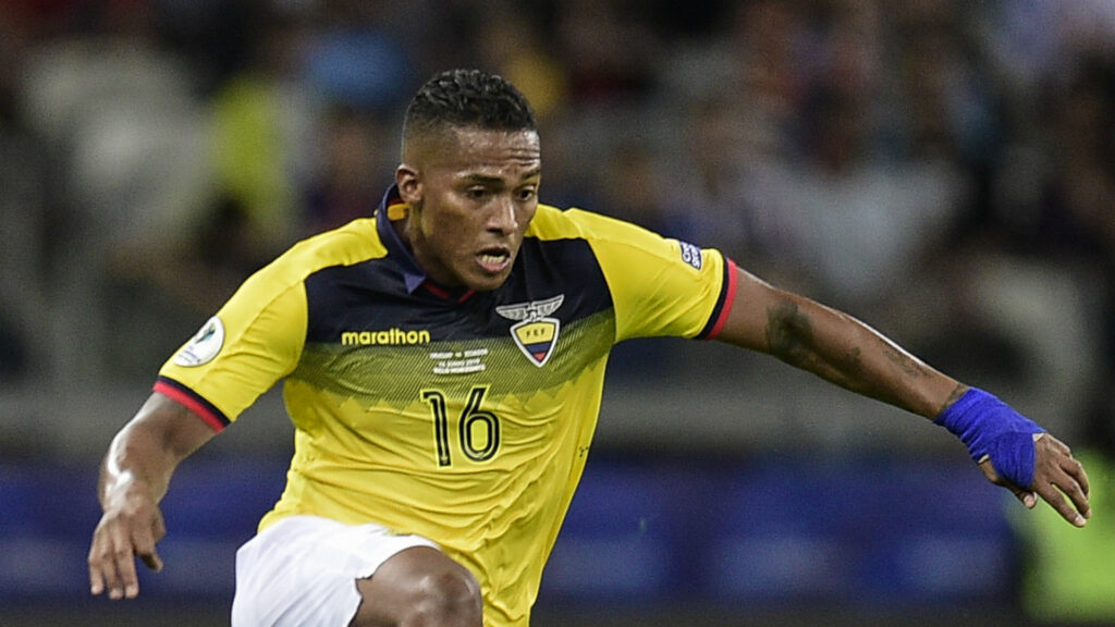 Antonio Valencia (Juliana Flister/Getty Images)