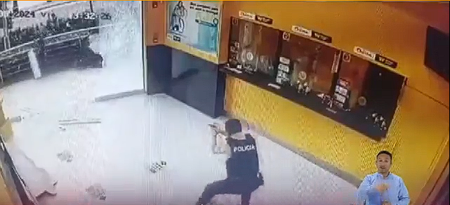 Policía frustra asalto en un centro comercial al norte de Guayaquil - TVC