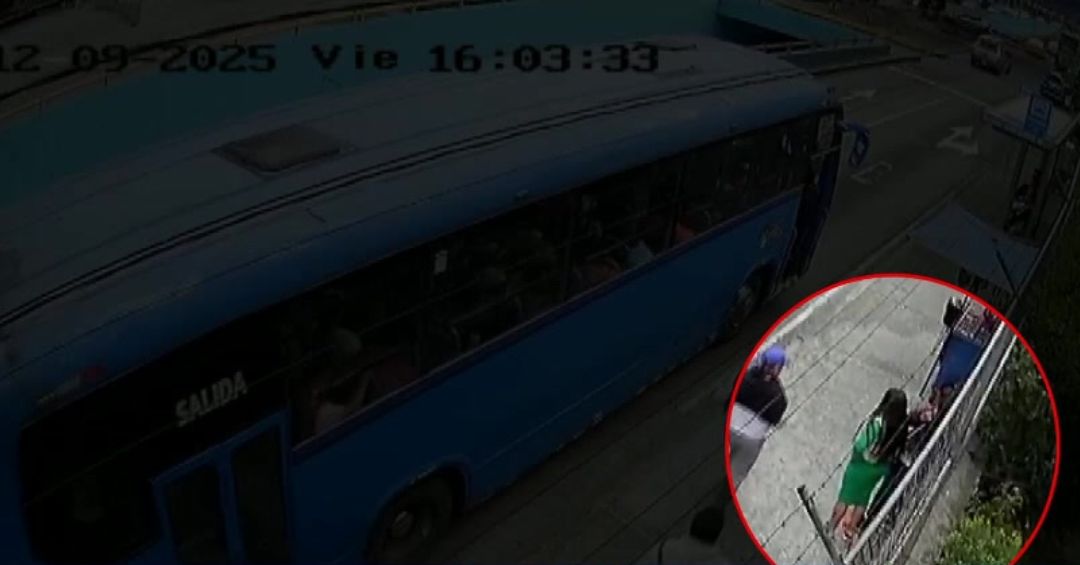 Vecinos de Villaflora denuncian ola de robos en paradas de buses al sur ...